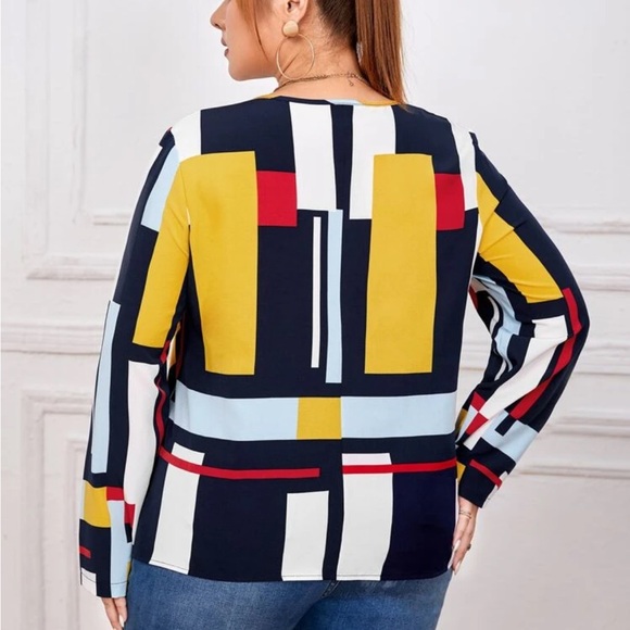 Colorblock Blouse - Picture 3 of 3